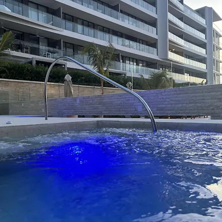 Vive A La Orilla Del Mar Un Descanso Regenerador. Cartagena